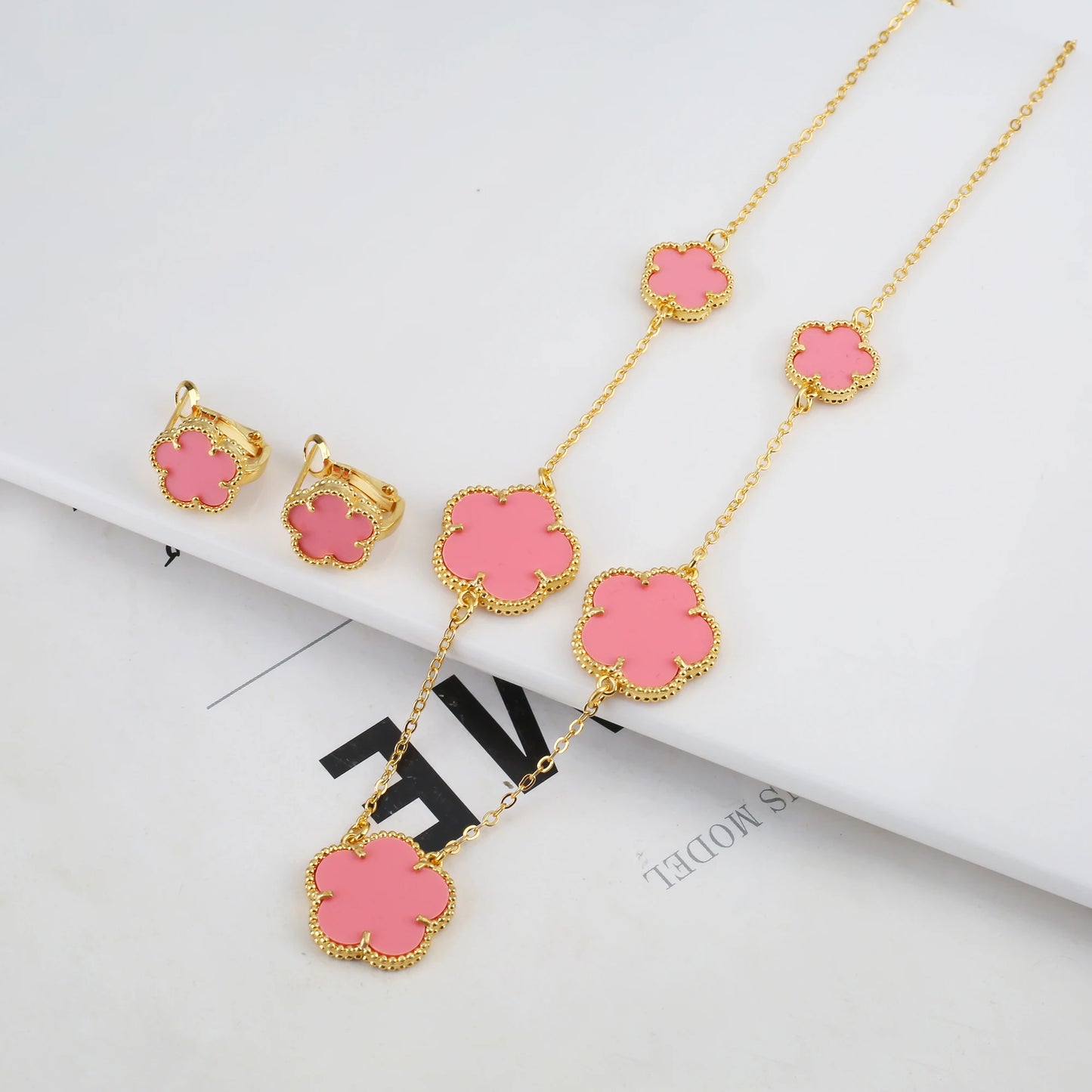 Irregular New Double Sided Natural Stone Shell Plant Five Leaf Flower Jewelry Set Necklace Earrings Women's High Quality Clover