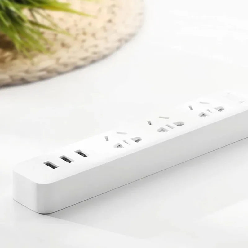 Original Xiaomi Smart Home Electronic Power Strip Socket Fast Charging 3 USB with 3 Sockets Standard Plug For Smart Home Life