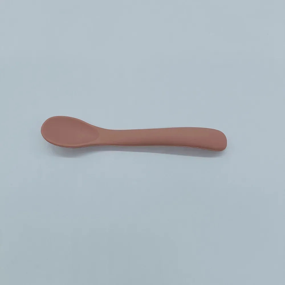Silicone Baby Learn To Eat Spoon Small Curved Spoon Soft Rubber Feeding Silicone Cutlery Baby Training Spoon
