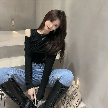 Women's T Shirts Off Shoulder Tees Sexy Plain Slim Black 2024 Tshirts 2000s Trend Female Tops Cool Wholesale Clothes Alt New In