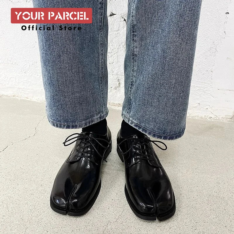 Horseshoe split toe couple leather shoes, Tabi shoes square toe cap unisex original design new Korean personality trend