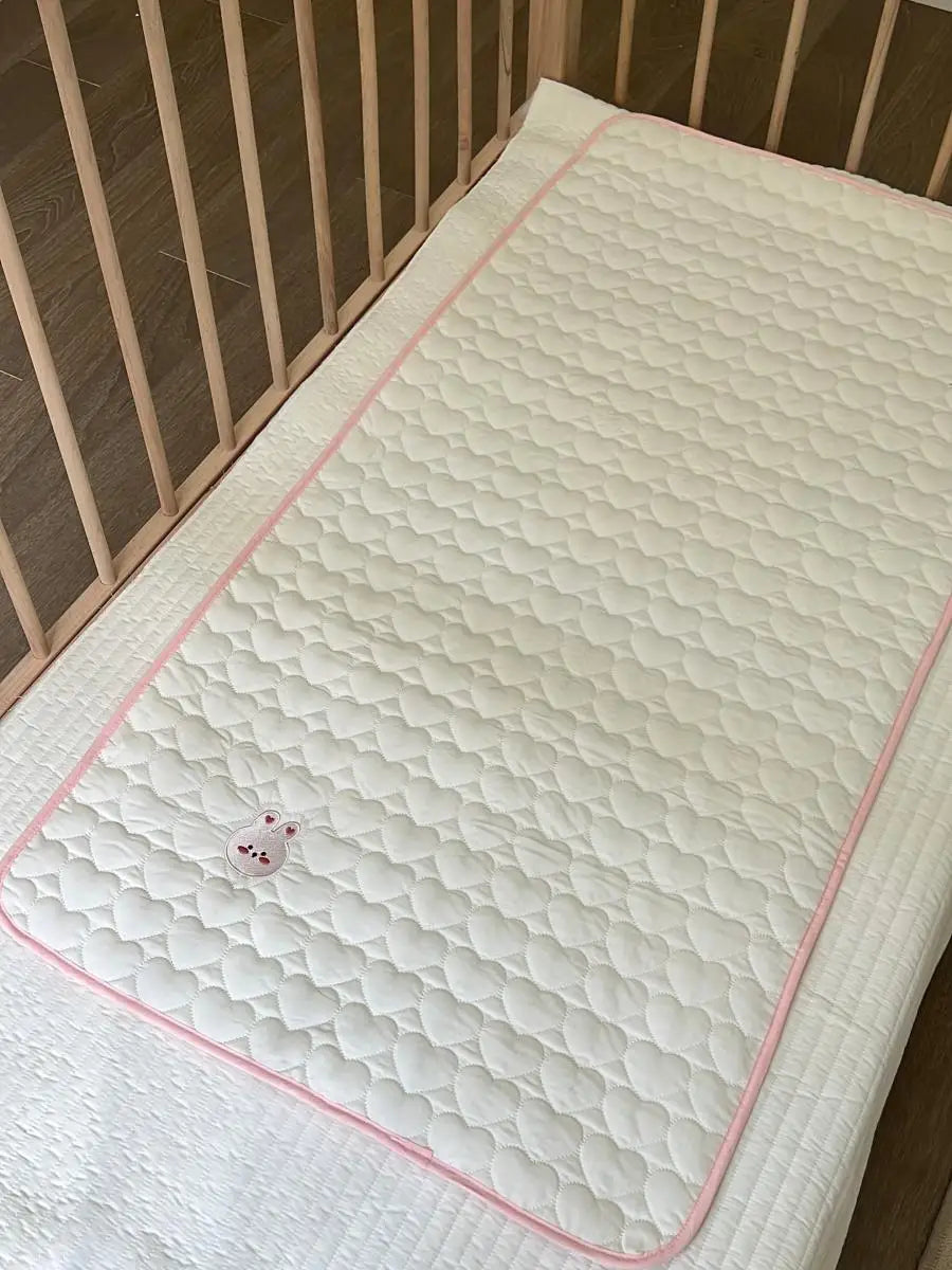 1 piece of beige baby waterproof mattress breathable diaper pad suitable for daily use in spring, summer, autumn and winter
