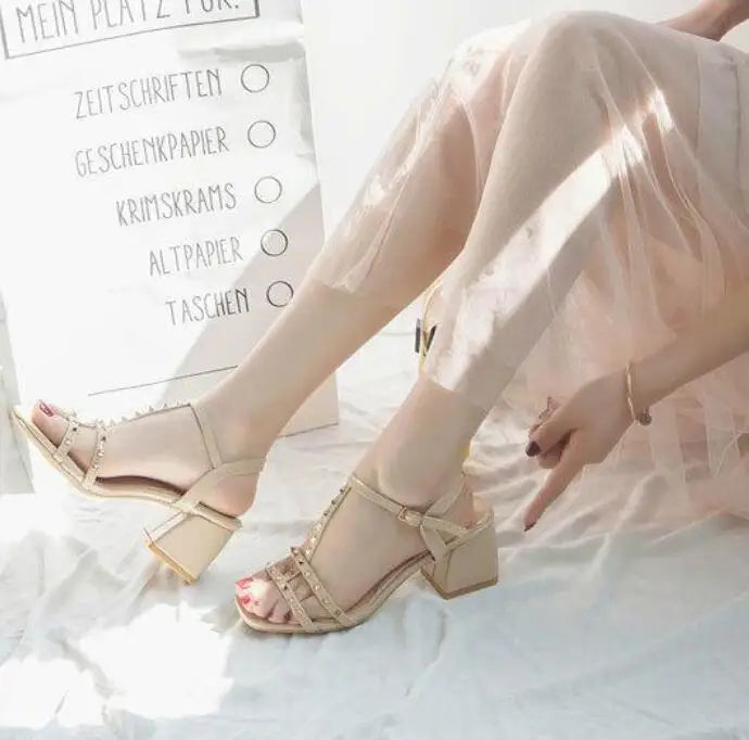 Chunky Sandal Woman Summer New 2024 Orthopedic Roman Wedge Rhinestone Sexy Medium Heel Mirror Luxury Designer Sandals for Women