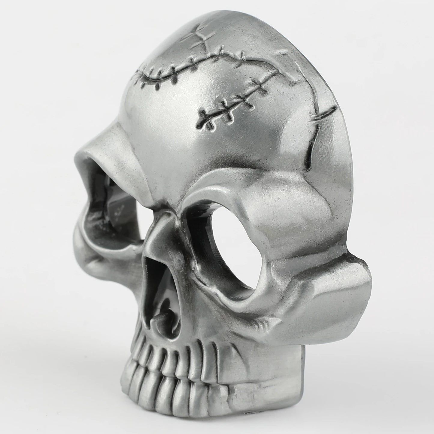The scalp skull buckle head smooth alloy buckle