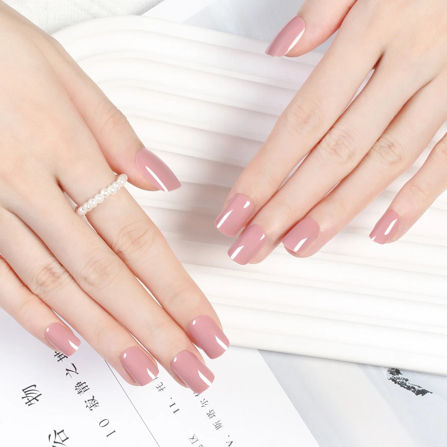 Short Full Press on Nails 24 Pcs False Nails Set Stick on Nails High Quality Reusable Fake Nails Solid Color Design Nail Art