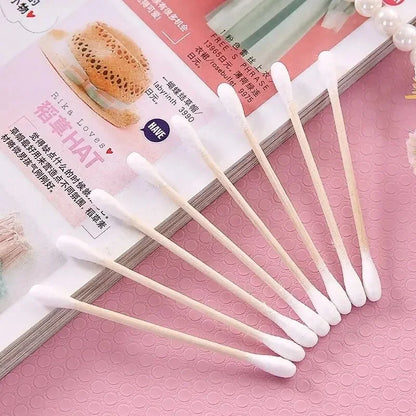 300/500pcs Cotton Swabs Double-Tipped Cotton Buds Cotton Swabs with Wooden Sticks Cotton Swabs for Ears Makeup Daily Cleaning