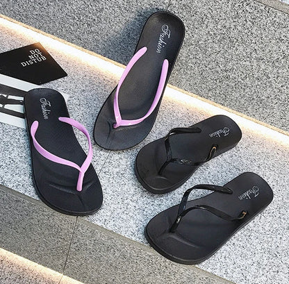 Flip-flops female students Korean version outer wear fashion flat bottom non-slip splint sandals clip-on beach slippers sandals