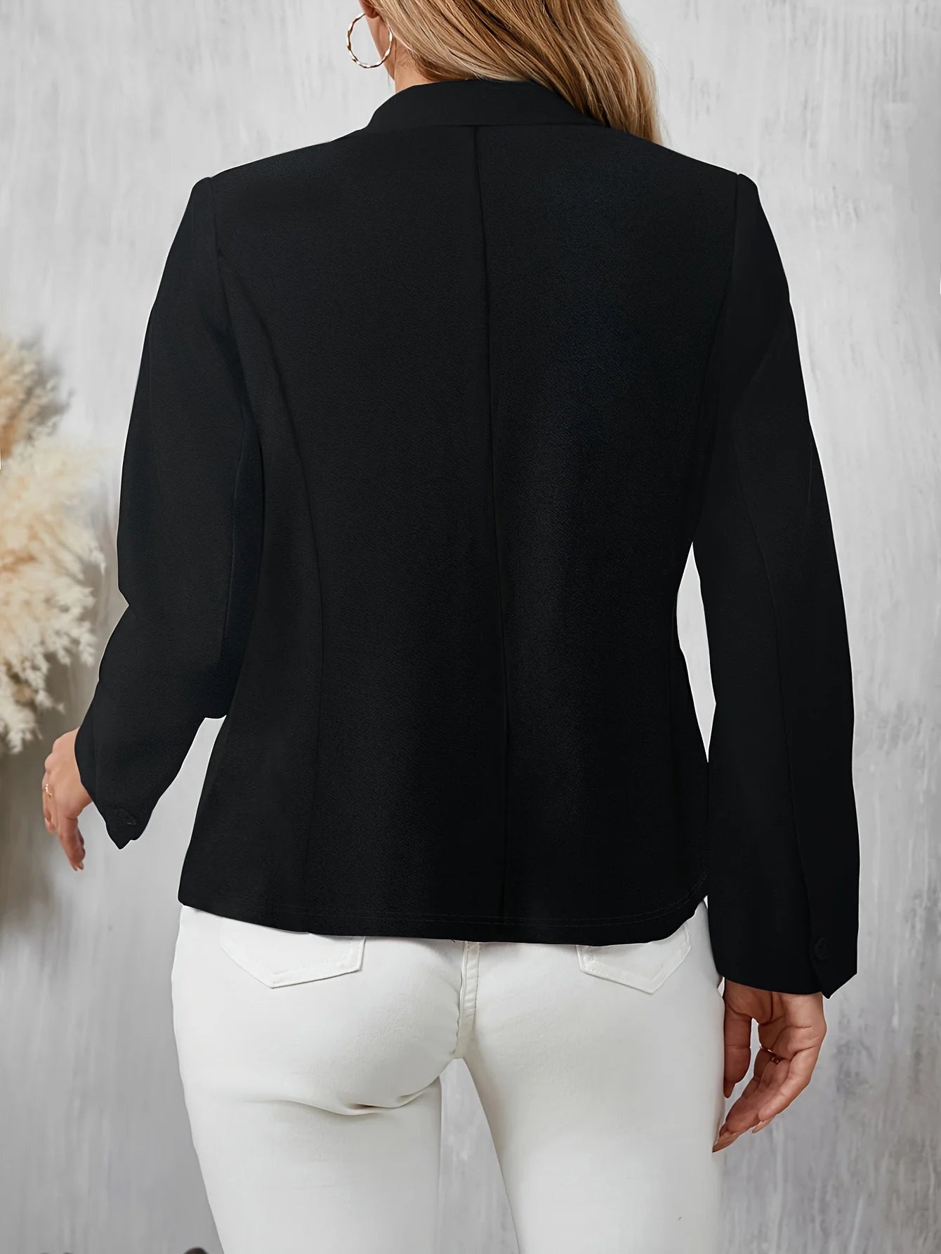 Large-sized solid color suit jacket - elegant office outfit for ladies, casual outings