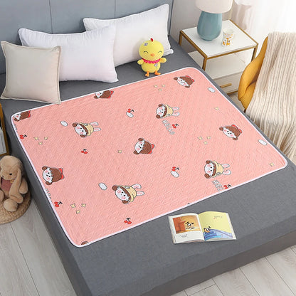 80x120cm 4 Layer Cartoon Dino Heart Diapering Mat Waterproof Washable Changing Pads for Night and Menstrual Protection Baby Care