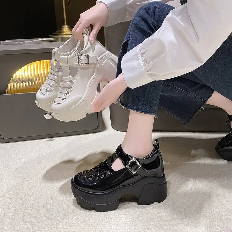 Fashion Brand High Heels Shoes Beach Slippers Chunky Sandals Designer Women Platform Shoes 2025 Summer New Pumps Women Sandals