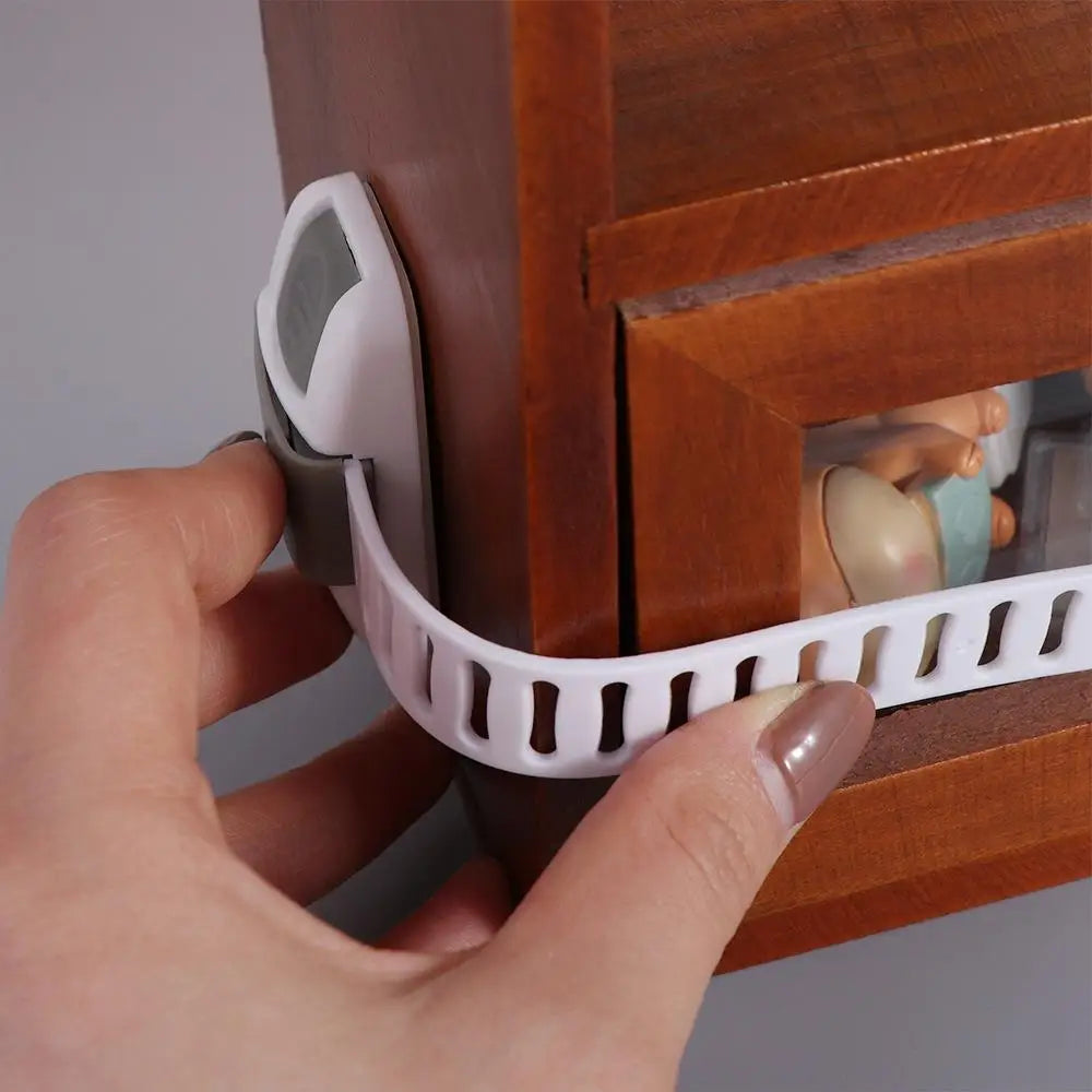 Plastic Child Safety Lock 20cm Multi-Function Drawer Locks Anti-Clamp Anti-Pinch Refrigerator Safety Buckle