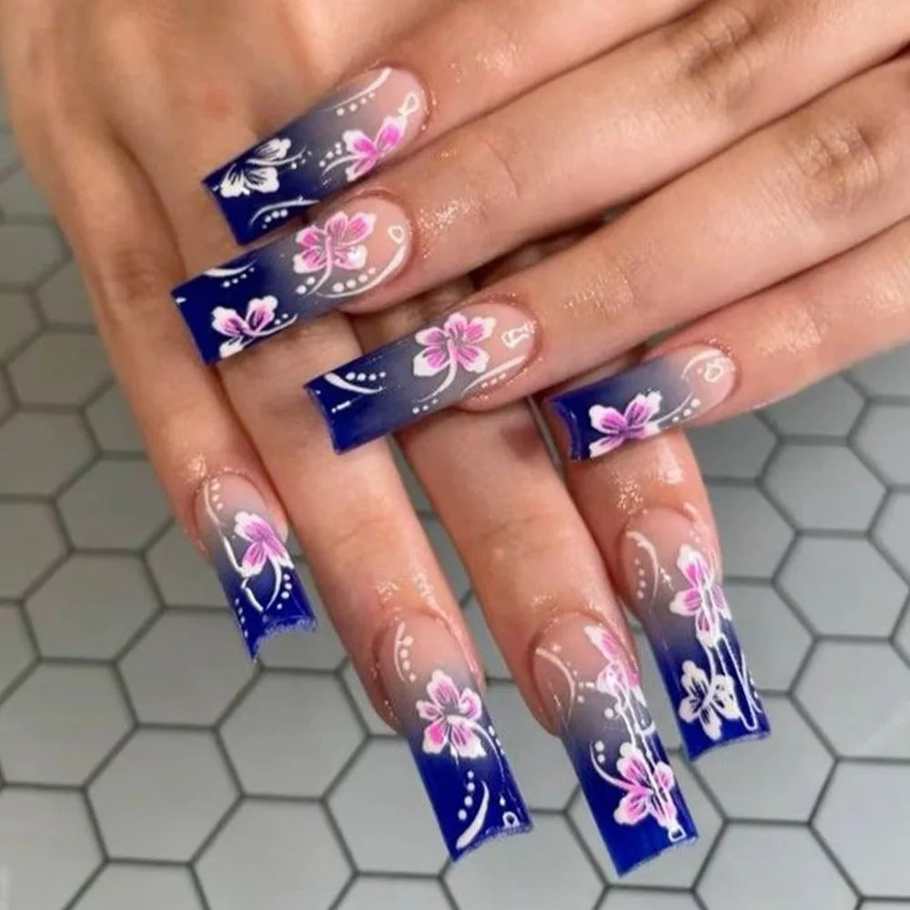 Pink French Style False Nails White Flower Printed Short Square Head Press on Nails Simple Wearable Artificial Nails Art 24Pcs
