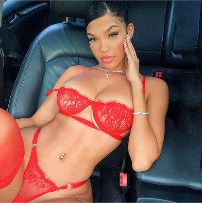 Sexy Transparent Lace Bra Women Lingerie Set Crotch Underwear Lingerie Steel Floral Underwire Lingerie Set Lingeries Womens Body