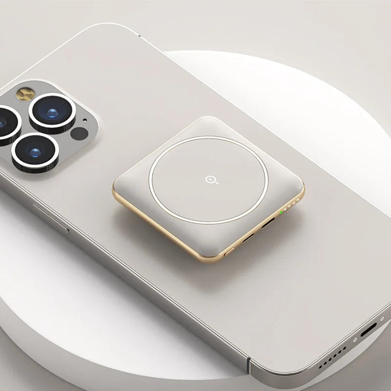 30000mAh Large Capacity Super Fast Charging YM-545 Portable Power Bank Magnetic Wireless Charging Power Bank Mobile Power Bank