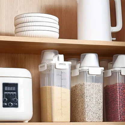 Dog Food Container Sealed Dog Food Storage Box with Lid - Moisture & Leak-proof, Ideal for Dog Food, Cat Food, Pet Snacks