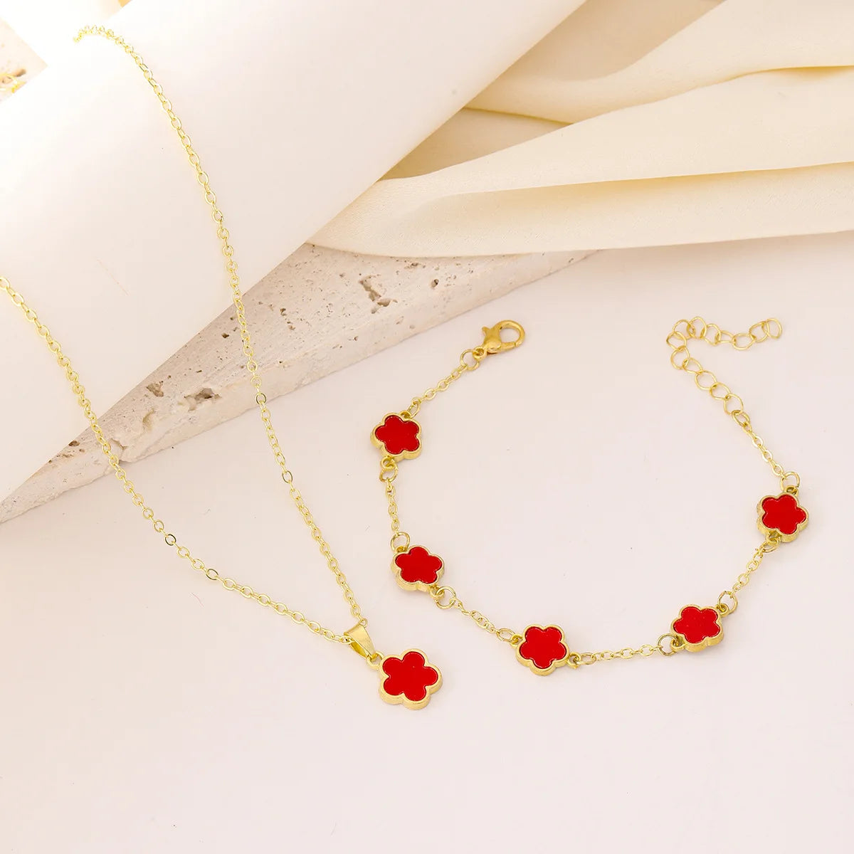2pc Trend New Lucky Five-Leaf Flower Adjustable Necklace Bracelet Ladies Luxury Charm lively Party Jewelry Gifts