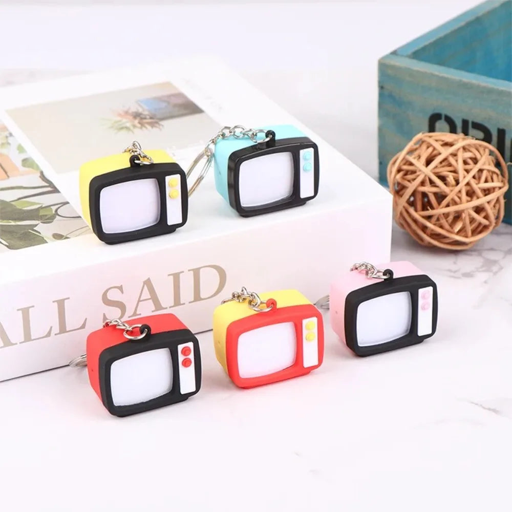 Creative Retro Television Keychain Miniature Television Tv Model Toy Creative Children Toy Keychain Pendant