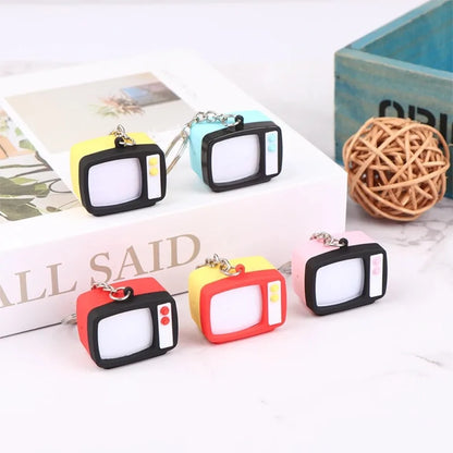 Creative Retro Television Keychain Miniature Television Tv Model Toy Creative Children Toy Keychain Pendant