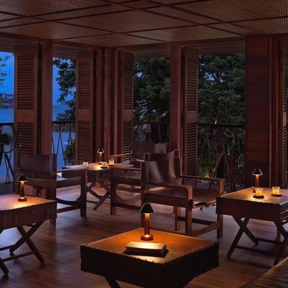 LED Table Light Metal Touch Desktop Decorative Lamp Rechargeable Night Lights For Bar Coffee Table Restaurant Decoration Light