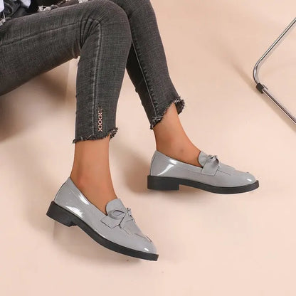 Womens Shoes Patent Leather Women Loafers British Tassel Casual Female Flat Shoes Bowknot Comfortable Small Leather Shoes