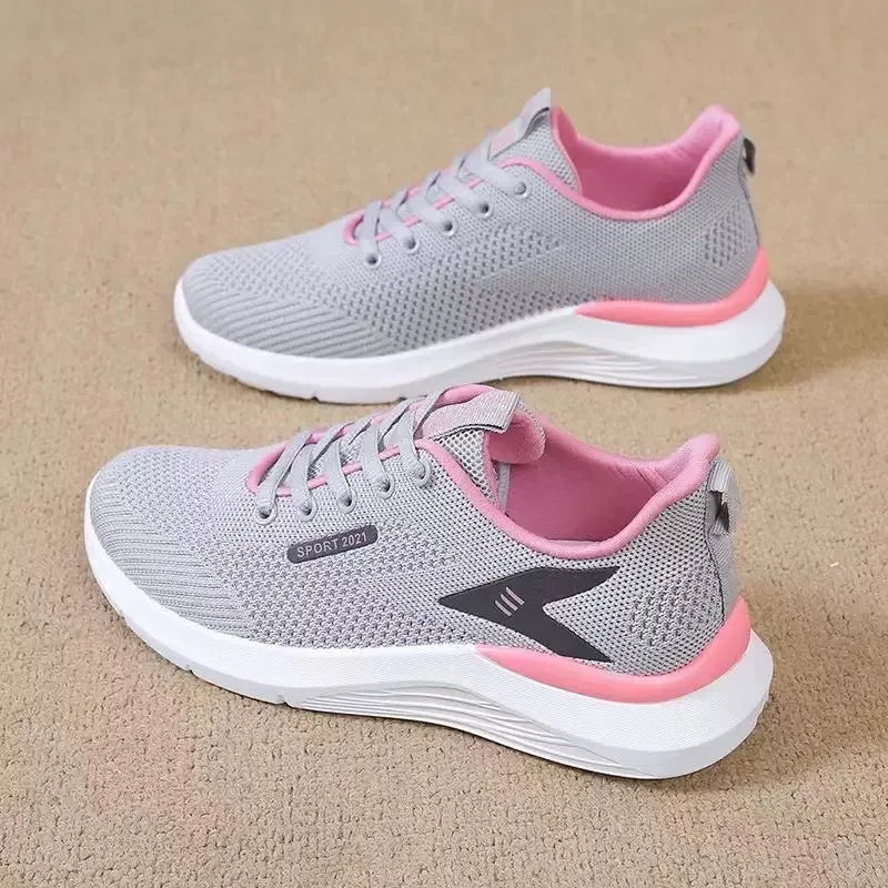 Women's Sneakers 2025 New Spring and Summer Fashion Versatile Soft Sole Lightweight Casual Running Shoes for Children