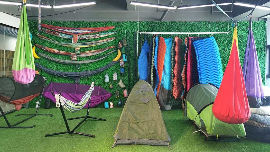 Multi Person Camping Cabin Outdoor Rain Proof Camping Luxury Villa Camp Large Tent