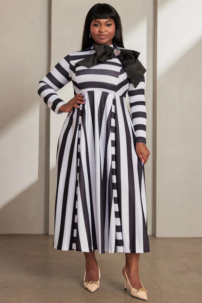 Plus Size Semi Formal Maxi Dresses Elegant Black White Striped Fall Winter Mock Neck Long Sleeve Bow Tie Knitted Maxi Dresses