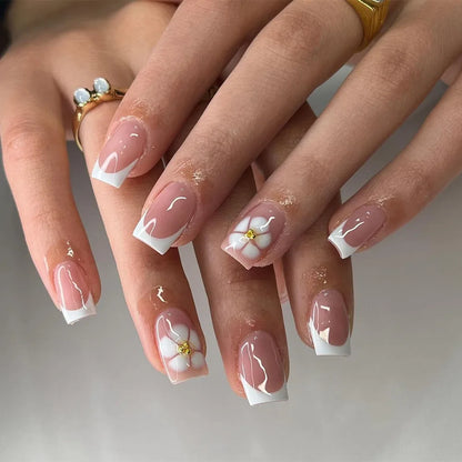 Pink French Style False Nails White Flower Printed Short Square Head Press on Nails Simple Wearable Artificial Nails Art 24Pcs