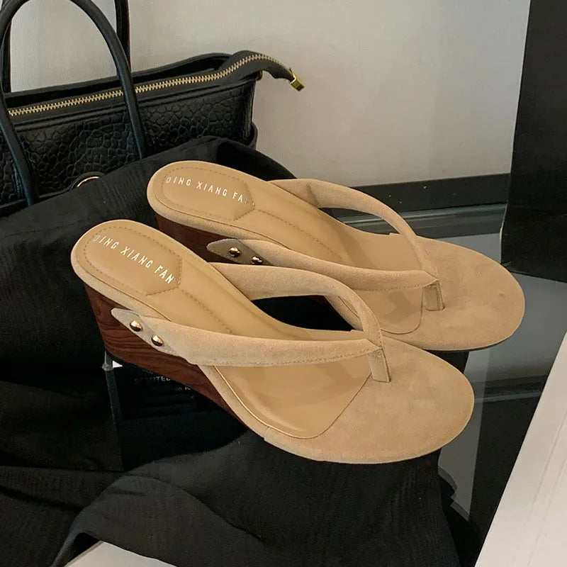 Female Flip flops Footwear Ladies Wedges Slippers Shoes New In 2025 Fashion Round Toe Women Heeled Sandals Slippers Shoes