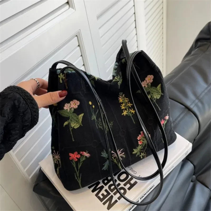 Street Trend Embroidered Totes Bags for Women Large Capacity Canvas Handbag Shoulder Bag Female Commuting Bucket Bag