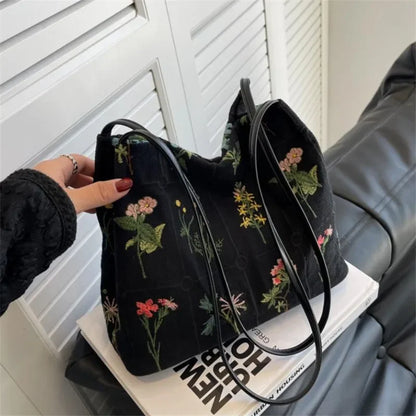 Street Trend Embroidered Totes Bags for Women Large Capacity Canvas Handbag Shoulder Bag Female Commuting Bucket Bag
