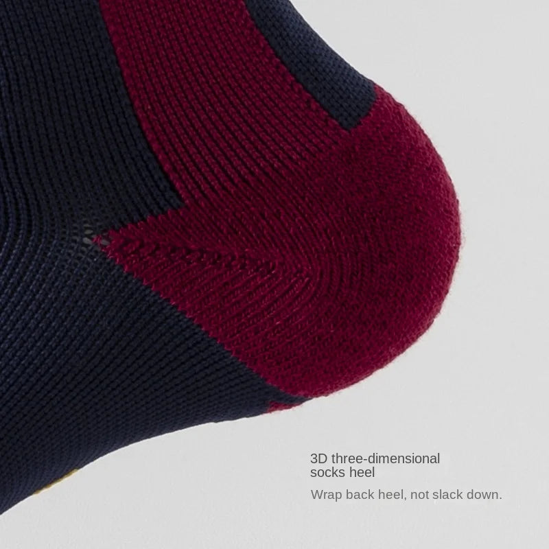 High quality Wholesale Custom Socks Performance logo Socks Football grip Basketball Sport Socks man