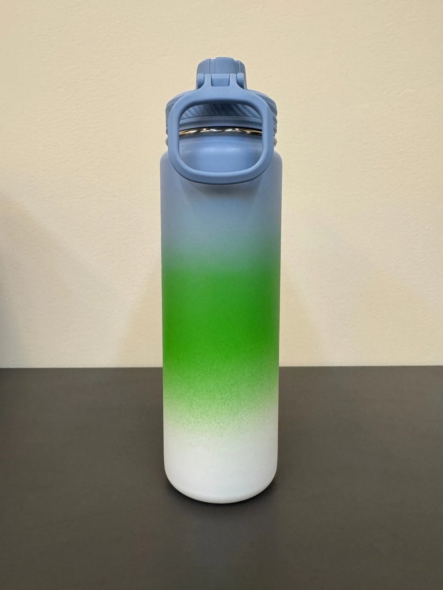 25 New Outdoor Home Sports Water Bottles 710ml Vacuum Sandwich Design, Accompany You on City Travel and Outdoor Adventures