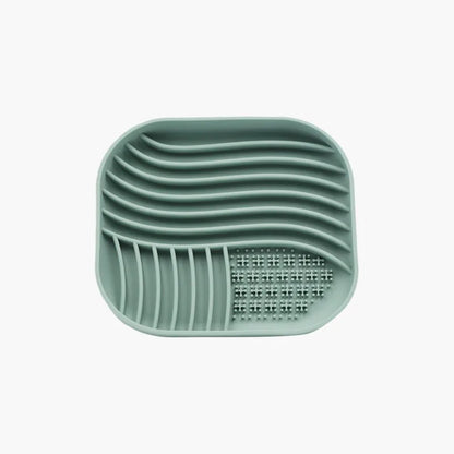 Silicone Pet Licking Mat Multifunctional Pet Food Bowl Cat and Dog Meal Basin Mat with Suction Cup Slow Feeding Placemat