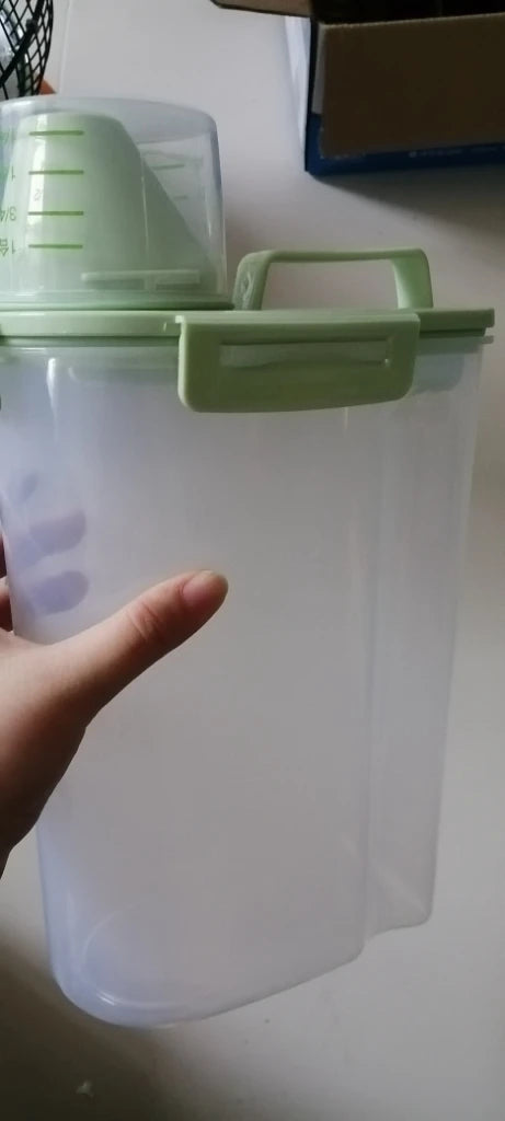Dog Food Box Cat Food Storage Cat Feeder Bucket Pet Feed Container Food Storage Barrel Pet Food Container Airtight Sealing Box
