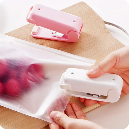 Portable Bag Heat Sealer Plastic Package Storage Bag Clip Mini Sealing Machine Handy Sticker Seal for Food Snack Kitchen Gadget