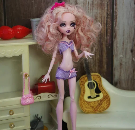 New different styles for choose accessories Casual doll clothes for MH Doll Fashion Cute Newest BBIKG445