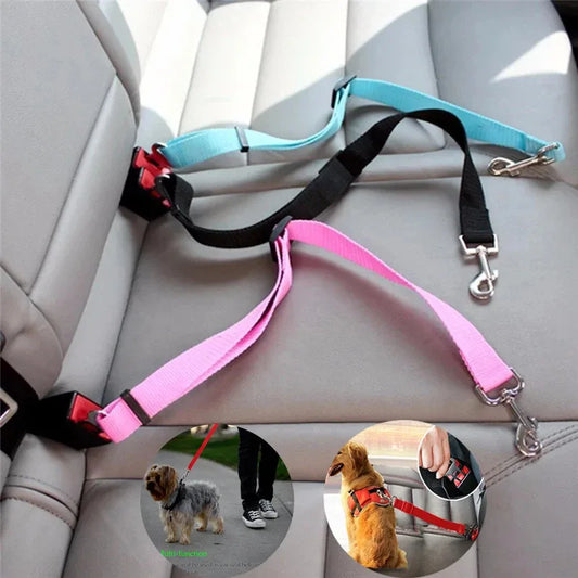 Retractable Pet Car Seat Belt - Securing the Dog During Travel - Adjustable Harness and Belt - Essential Car Travel Supplies