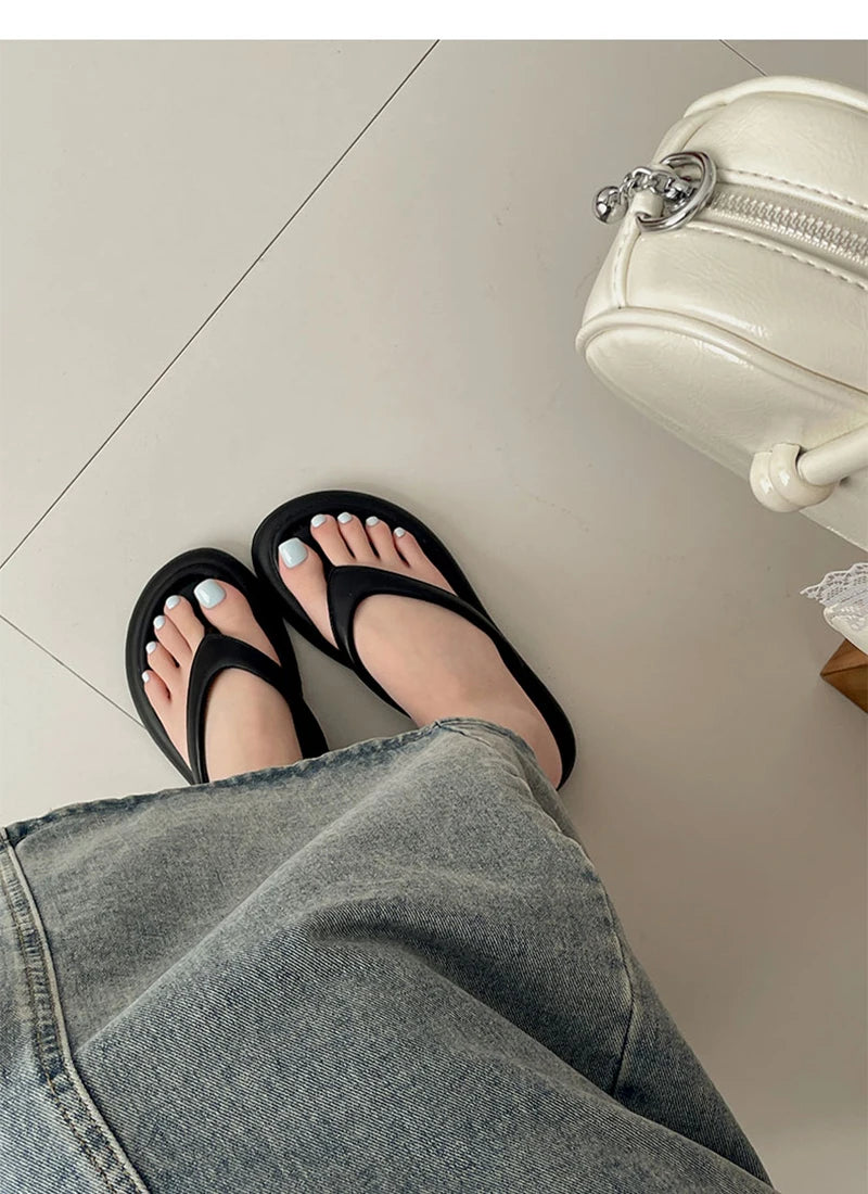 New Women's Summer Beach Flip Flops Slip-On Fashion Casual Vacation Slippers Soft Sole Footwear for Ladies