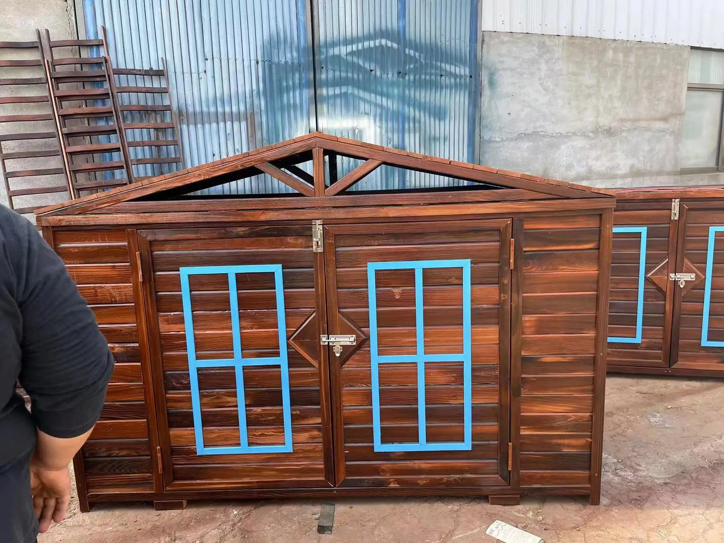 2TOE kindergarten outdoor preservative wood storage cabinet locker waterproof mildew-proof carbonized wood cabinet school wooden