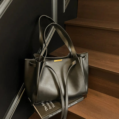 Big Shoulder Hand Commuting Bags for Women Large Capacity Drawstring Bucket Shopping Totes Top-Handle Bag 2025 Latest Handbags