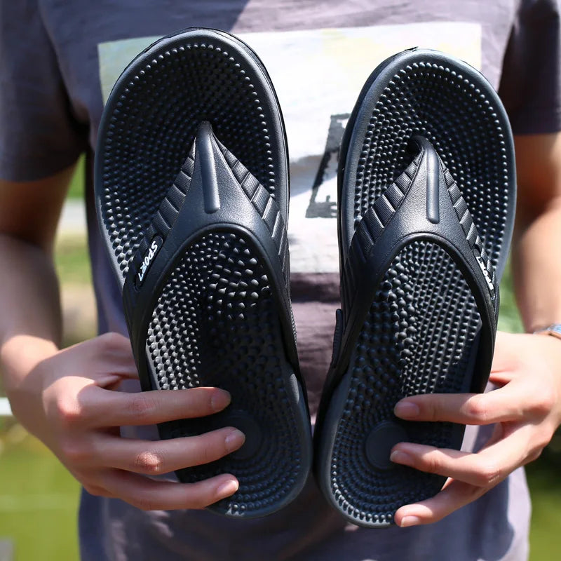 Essential for Trendy Men! Men’s Flip-Flops in Various Colors—Soft, Non-Slip, Ideal for Beach-to-Street Style!