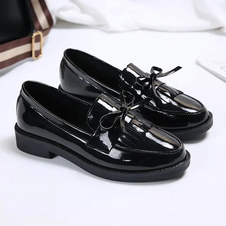 Womens Shoes Patent Leather Women Loafers British Tassel Casual Female Flat Shoes Bowknot Comfortable Small Leather Shoes