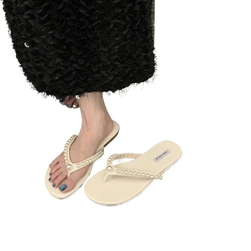Woman Fashion Flip Flops 2025 Summer New Korean Style Soft Bottom Anti-slippery Versatile Princess Beading Simple Beach Slippers