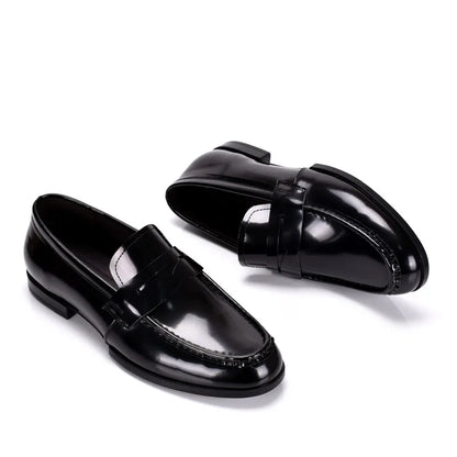 Luxury Slip On Dress Shoes Men Genuine Leather Italian Loafer Shoes For Men Black Patent Leather Formal Oxford Men Wedding Shoes