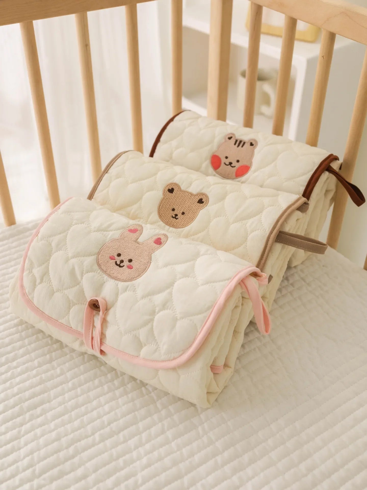 Baby Diaper Changing Pad Waterproof Foldable Pad Newborn Cartoon Supplies Bedding Mattress Replacement Cover Baby Changing Mat
