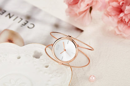 Fashion casual ladies quartz watch, round bracelet watch, elegant alloy ladies watch, quartz watch.