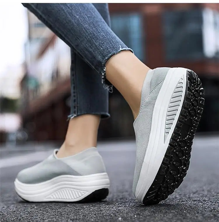 2024 Sneakers Shoes Women Footwear Platform Sneakers Trainers Shoes Ladies Loafers Chunky Sneakers Slip On Mujer Shoes Woman