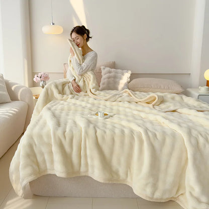 Modern Lightweight Luxurious Solid Color Rabbit Blanket Double-Sided Thick Winter Warm Knee Pads Suitable Bedroom Blankets