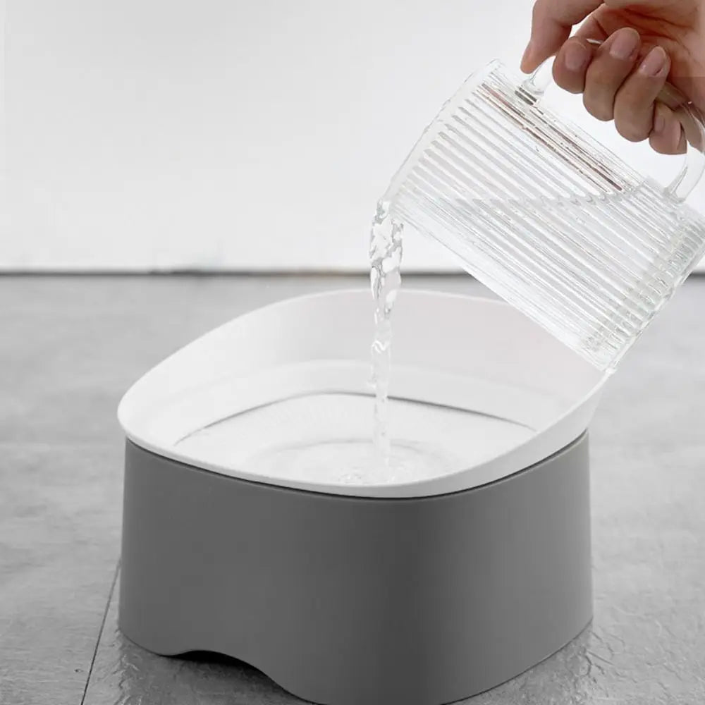 Spill-Proof Dog Floating Bowl No Wet Mouth Detachable Pet Water Dispenser Plastic Large Capacity Automatic Drinking Bowl Home